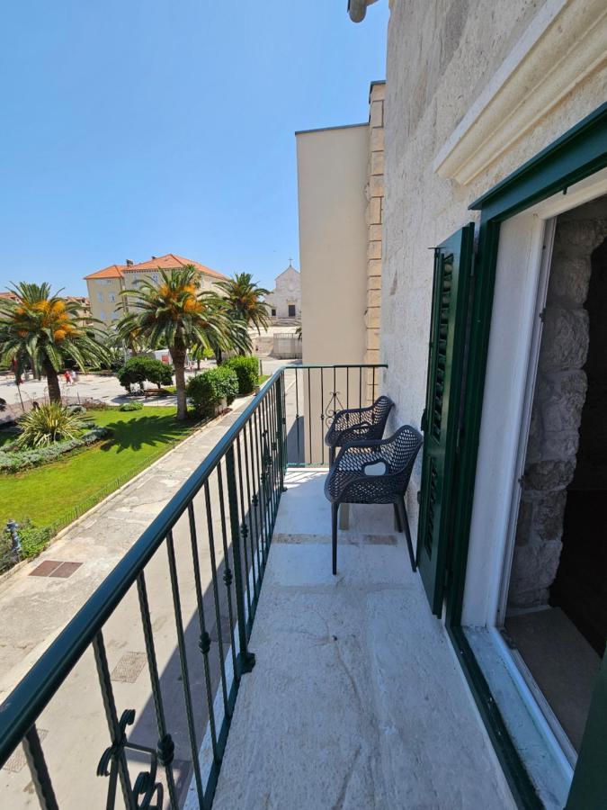 Apartman Eli Supetar Exterior photo