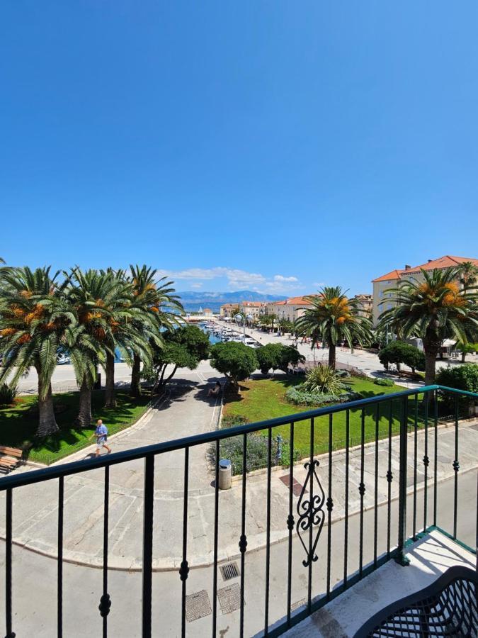 Apartman Eli Supetar Exterior photo